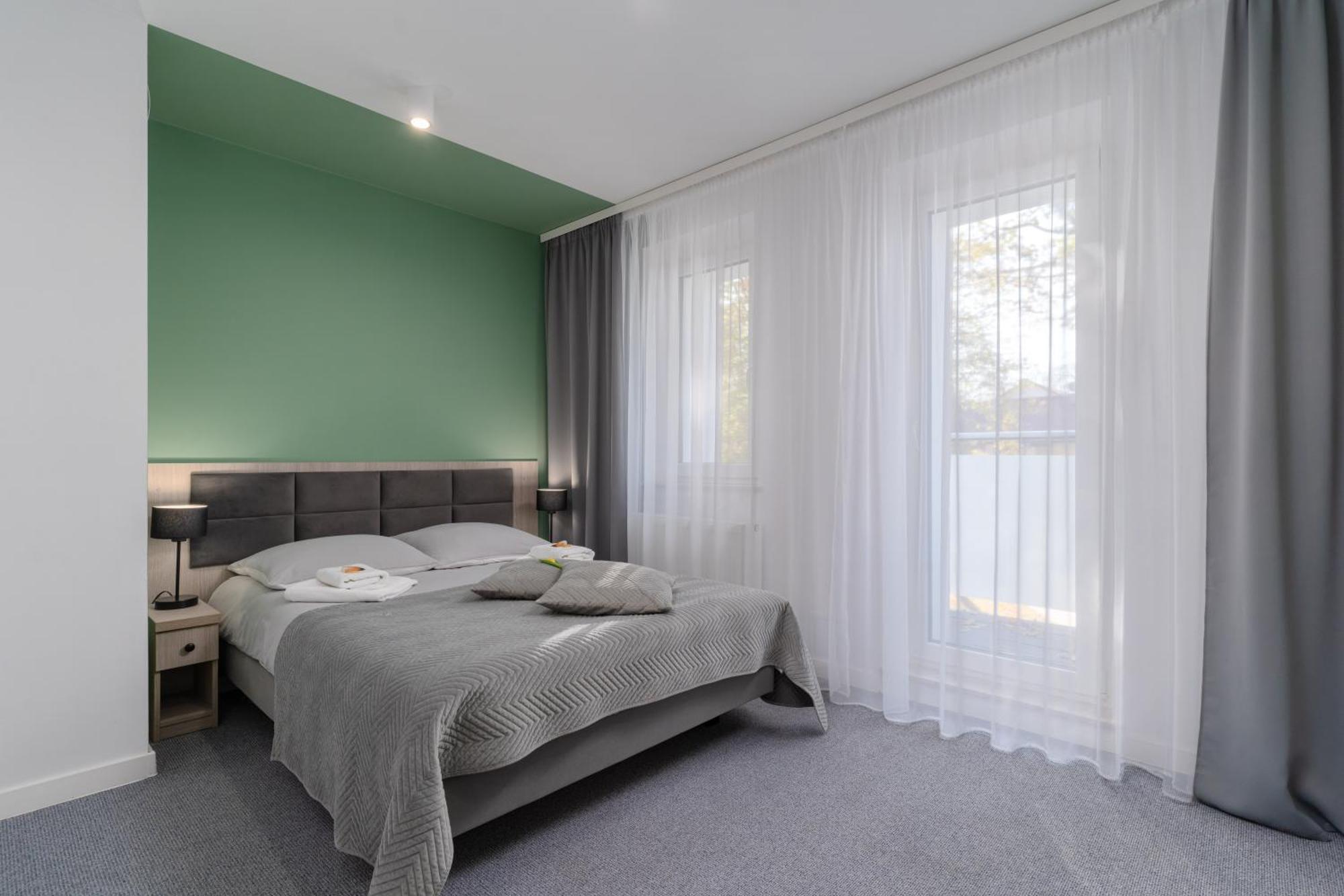Hotel W Dobieszkowie ストリクフ エクステリア 写真